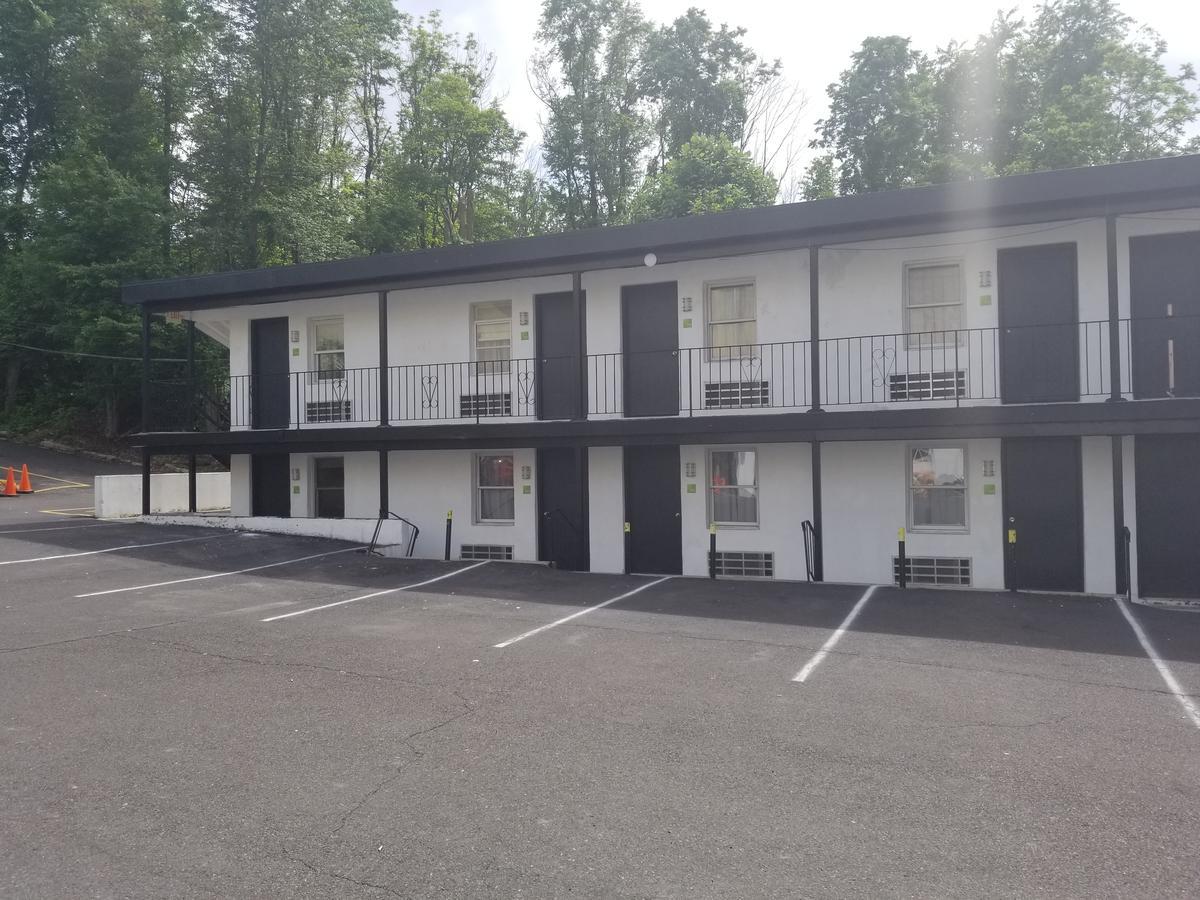 Penn Lodge Hotel & Suites Philadelphia - Bensalem Esterno foto